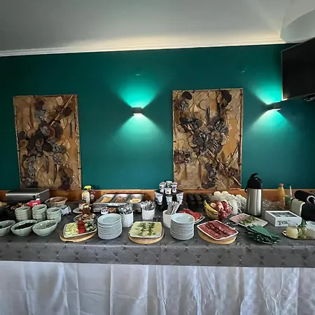 Orsegi Vadasa Panzio فندق مبيت وإفطار 3*